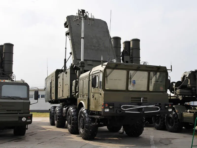 Flugabwehrsystem S-400
